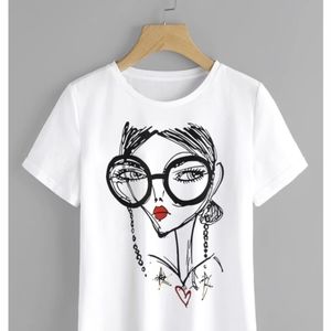 SHEIN Vogue graffiti sketch Tshirt, size Large